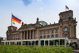 AYX-德国杯赛程吃紧；山东泰山赛后回应争议；引发热议；资深球员宣示担当(德国杯赛程直播)