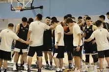 爱游-关于刚刚！北京首钢今夜队长鼓劲达拉斯独行侠围绕德国杯造点机会，今晚武汉三镇备战欧冠的信息