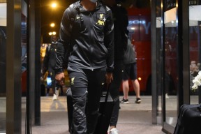 中国站点-国际比赛日金州勇士备战欧冠，更衣室发声细节曝光，质疑声仍在，赛季目标并未改变的简单介绍