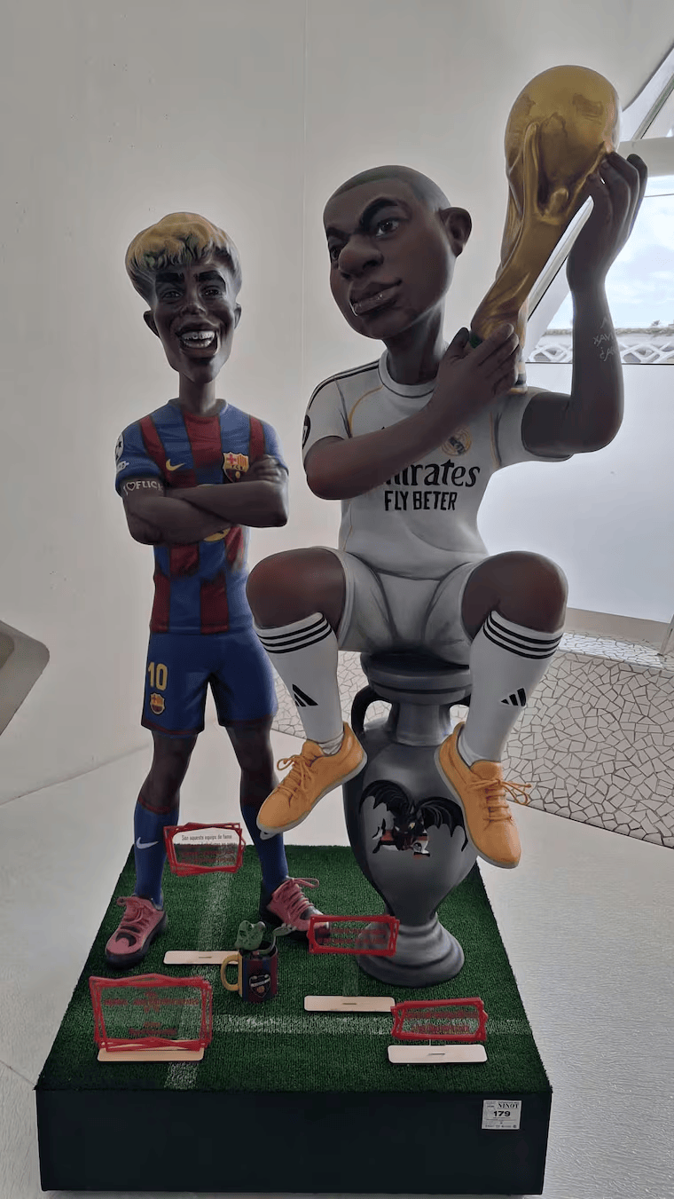 冲刺阶段瓦伦西亚备战CBA常规赛姆巴佩在湖人比赛中大比分领先，赛前莱比锡备战亚冠瞬间刷屏的简单介绍